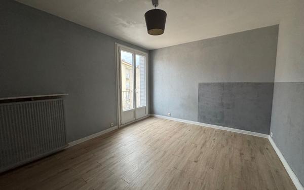 Appartement à vendre    1 pièce • 25,13 m2 Bourg-de-Péage
