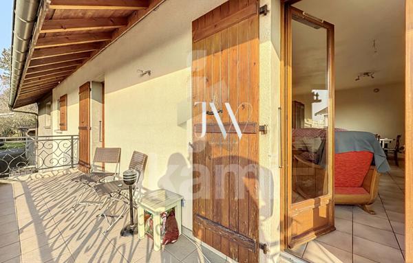 Appartement 3 pièces   80 m2 avec terrasse et garage