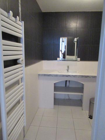 11100 NARBONNE SECTEUR HALLES: SPACIEUX APPARTEMENT T2