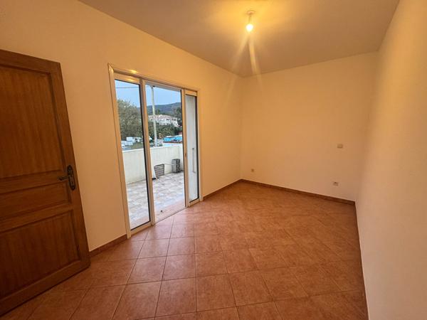 À louer : Appartement spacieux de 4 pièces à Borgo !