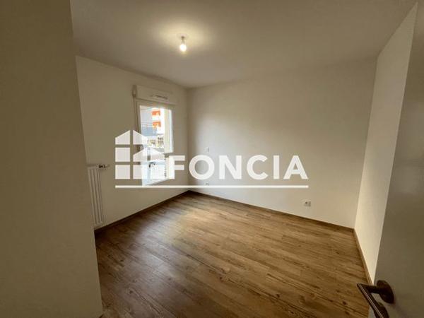 Location Appartement 2 pièces 36.49 m² - 246 AVENUE DE LA REPUBLIQUE - RESIDENCE URBANIA Villefontaine 38090