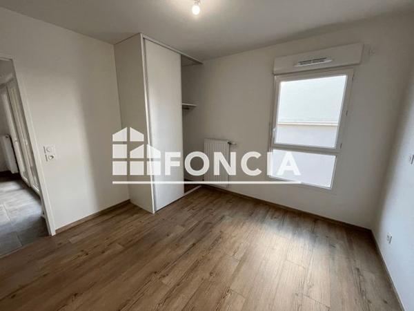 Location Appartement 2 pièces 36.49 m² - 246 AVENUE DE LA REPUBLIQUE - RESIDENCE URBANIA Villefontaine 38090