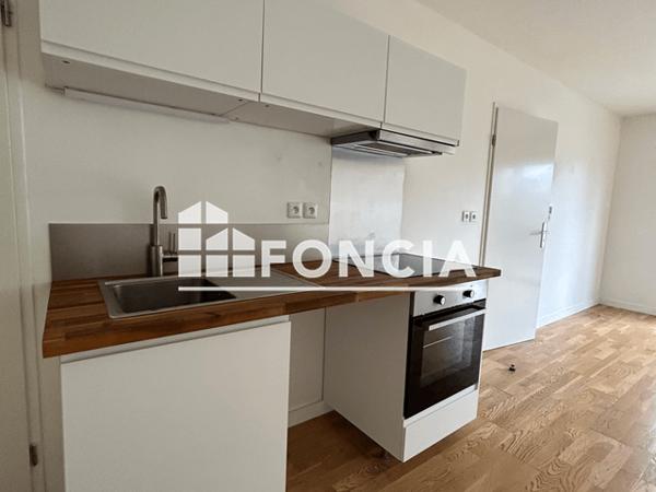 Location Appartement 2 pièces 43.39 m² - 3 RUE JEAN MOULIN Lens 62300