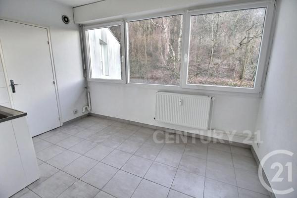 Appartement F3 à vendre  3 pièces - 73,70 m 2   ST AVOLD  - 57