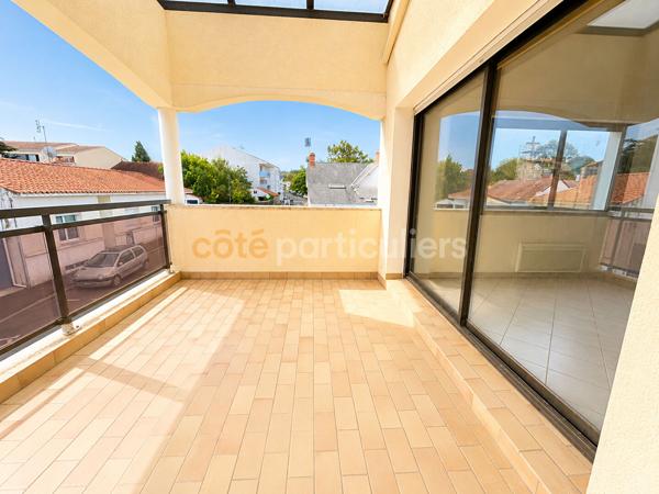 Vente
                Appartement116,31 m² - 4 Pièces -
                    SAINT JEAN DE MONTS (85160)