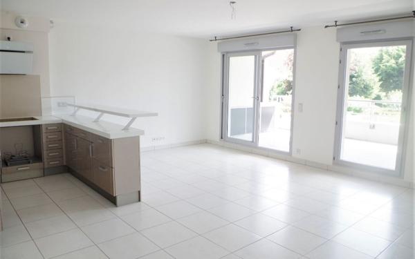 Appartement à louer    3 pièces •  Ozoir-la-Ferrière