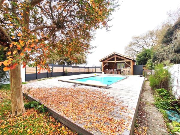 ENSEMBLE IMMOBILIER - Maison 225m² + APPARTEMENT 50m²