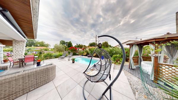 Villeneuve-de-Marsan ? Maison de plain-pied rénovée avec piscine et jacuzzi