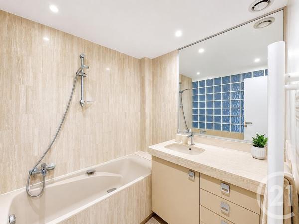 Appartement F3 à vendre  3 pièces - 53,07 m 2   PARIS  - 75014