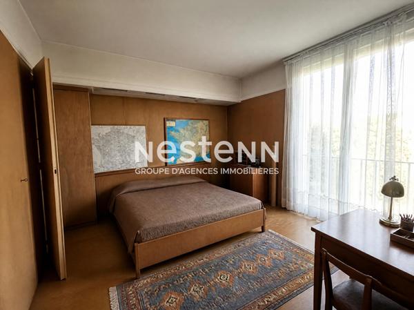 NESTENN IGNY  Maison familiale 7 pièces de 172m² sur 1061 m² de terrain à deux pas de place de la Ferme, de ces commerces, écoles, bus et ligne V et des axes routiers Proche du Plateau de Saclay et du pôle de Vélizy.
