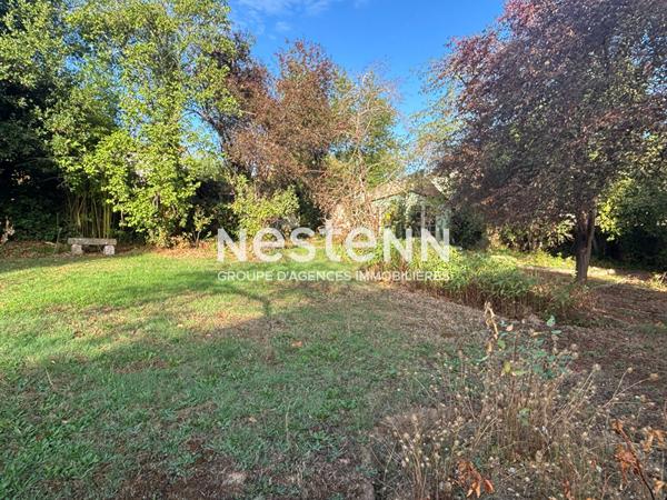 NESTENN IGNY  Maison familiale 7 pièces de 172m² sur 1061 m² de terrain à deux pas de place de la Ferme, de ces commerces, écoles, bus et ligne V et des axes routiers Proche du Plateau de Saclay et du pôle de Vélizy.