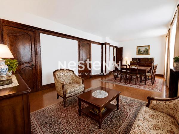 NESTENN IGNY  Maison familiale 7 pièces de 172m² sur 1061 m² de terrain à deux pas de place de la Ferme, de ces commerces, écoles, bus et ligne V et des axes routiers Proche du Plateau de Saclay et du pôle de Vélizy.