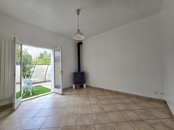 Entraigues-sur-la-Sorgue (84320) Maison 2 chambres de 78 m² + garage 35 m² – Terrain 300 m² exposé sud