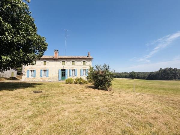 Maison à vendre 129 600 € Saint-Aigulin 3 p 89 m² DPE