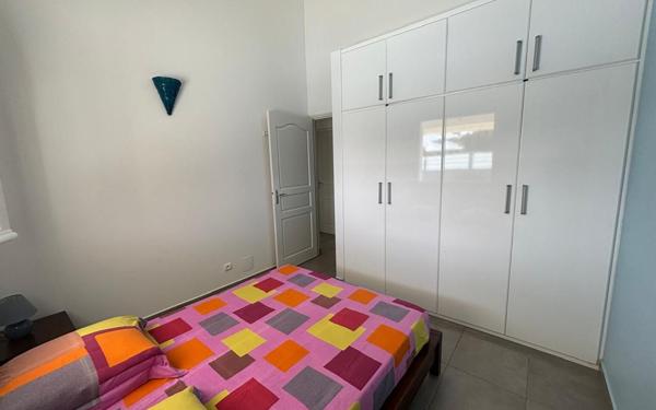 Maison à louer    4 pièces •  Saint-François