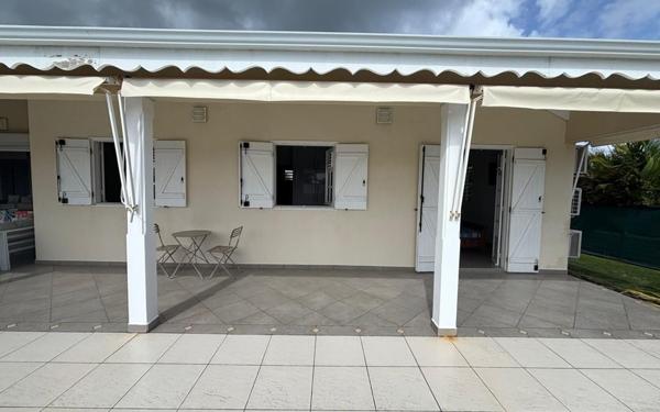 Maison à louer    4 pièces •  Saint-François