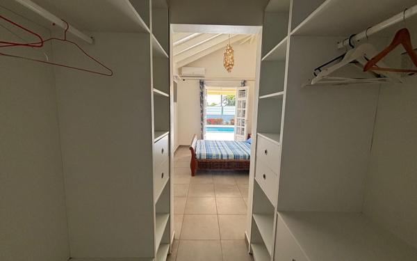 Maison à louer    4 pièces •  Saint-François