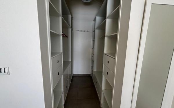 Maison à louer    4 pièces •  Saint-François