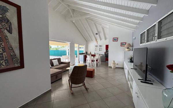 Maison à louer    4 pièces •  Saint-François