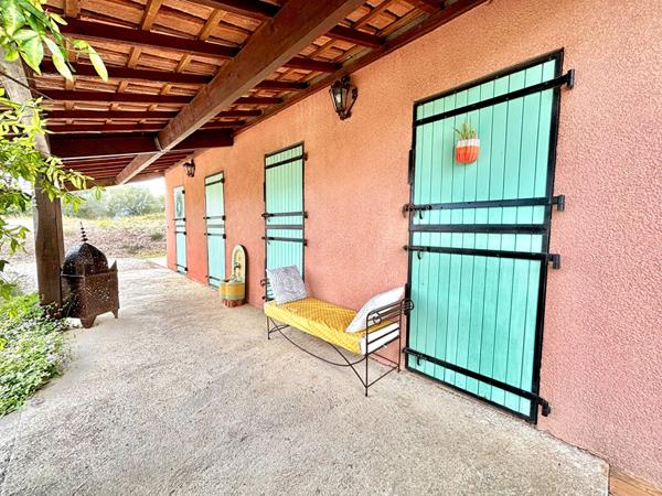 BOUZIGUES, Maison avec écurie et vue étang de Thau