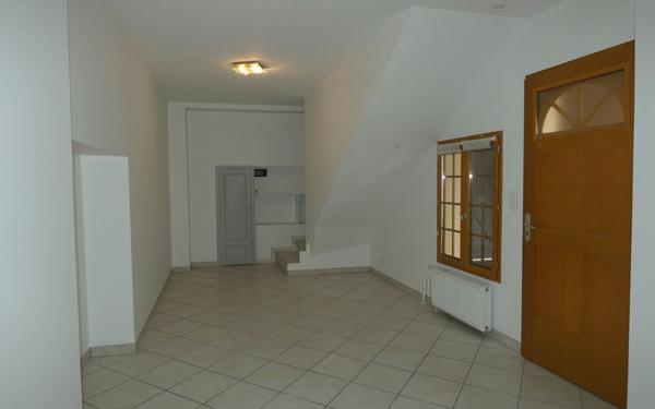 Maison à louer    3 pièces •  Saint-Genis-Laval