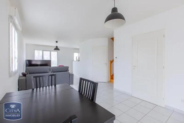 Maison à louer 4 pièces 79.62m²