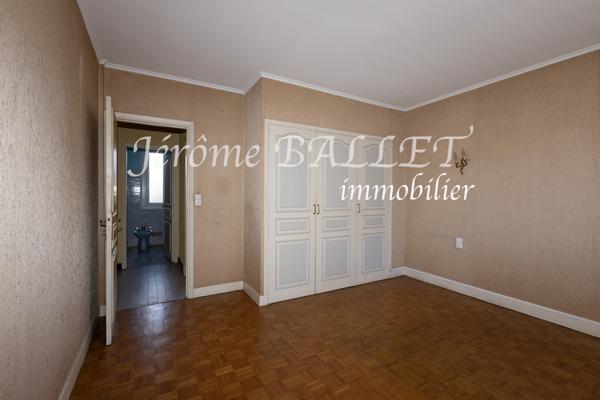 Maison 5 pièces - 90 m²
