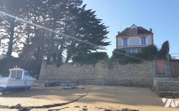 Maison au bord de la ria