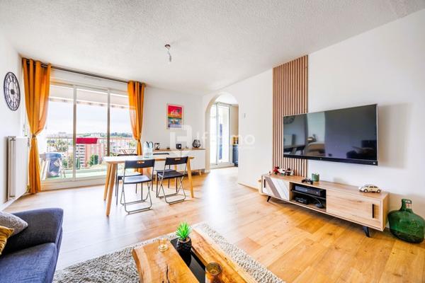 11-12ème/ Appartement/ Terrasse