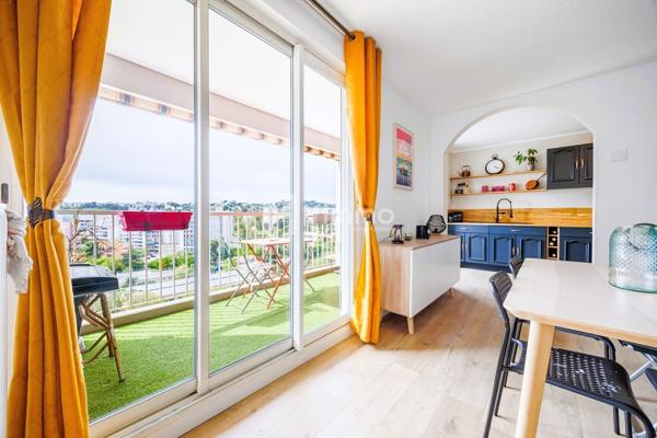 11-12ème/ Appartement/ Terrasse