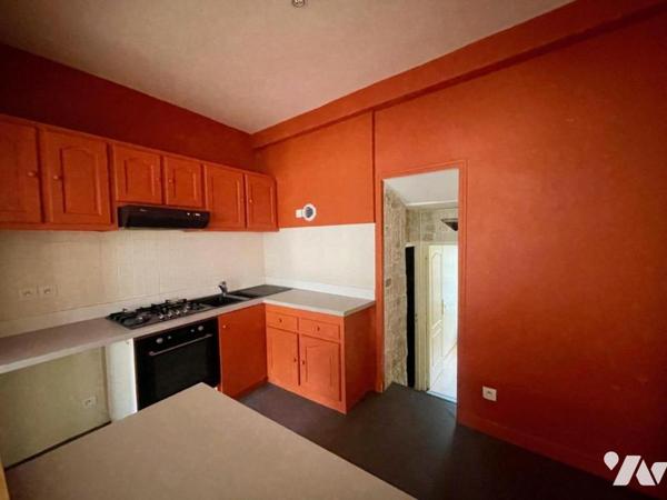 Appartement type 4 au 1er étage