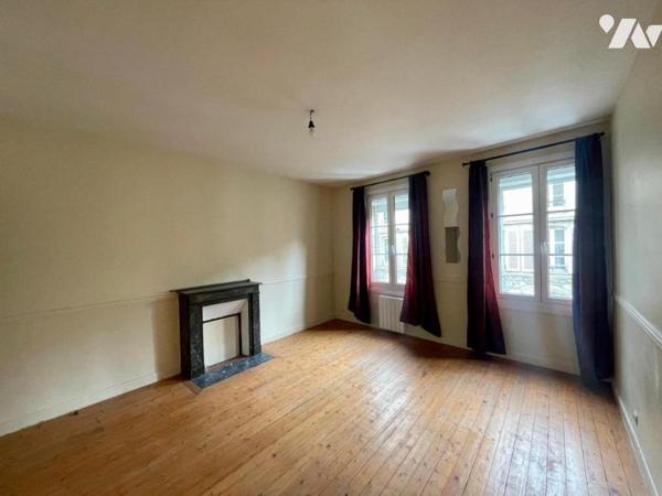 Appartement type 4 au 1er étage