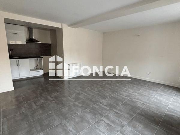 Location Appartement 2 pièces 47.71 m² - 12 RUE MAURICE THOREZ Nanterre 92000