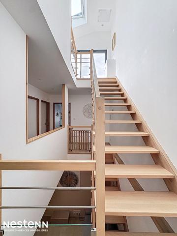 Maison de village rénovée avec terrasse tropézienne 140 m² , Prestations haut de gamme