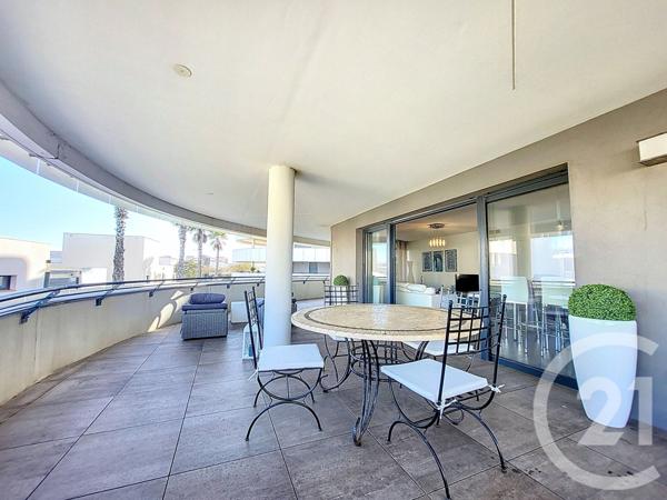 Appartement T4 à vendre  4 pièces - 95,60 m2 LE BARCARES - 66