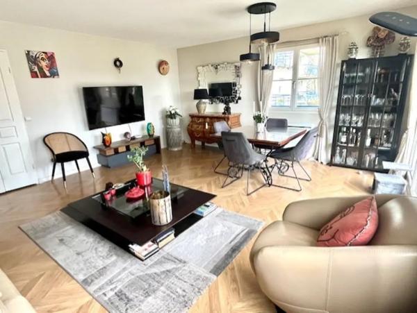 Appartement à vendre 4 pièces 92m² Saint-André-lez-Lille (59350)