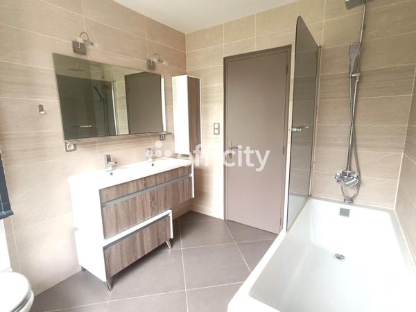 Maison 7 pièces - 166 m²