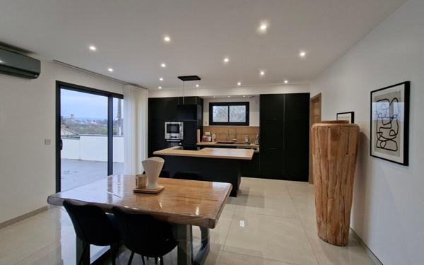 Maison à vendre    4 pièces • 111 m2 Saint-Étienne-du-Bois