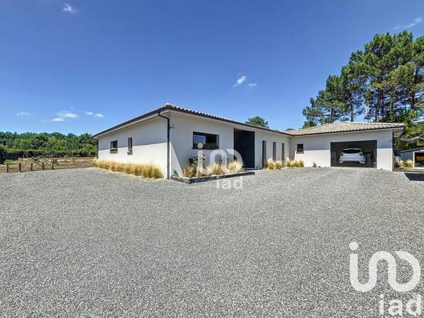 Maison à vendre 6 pièces 150 m² Lesparre-Médoc