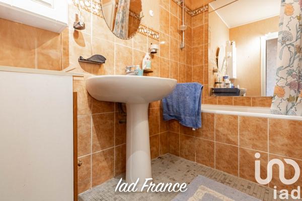 Appartement 3 pièces de 63 m² à Aubergenville (78410)