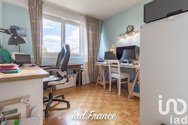 Appartement 3 pièces de 63 m² à Aubergenville (78410)