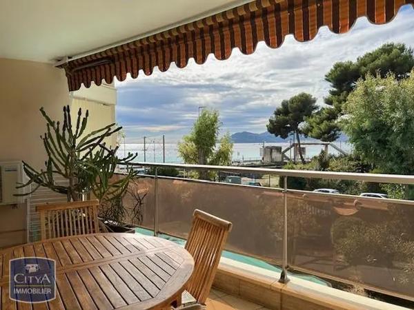 Appartement à louer 3 pièces 56.2m²