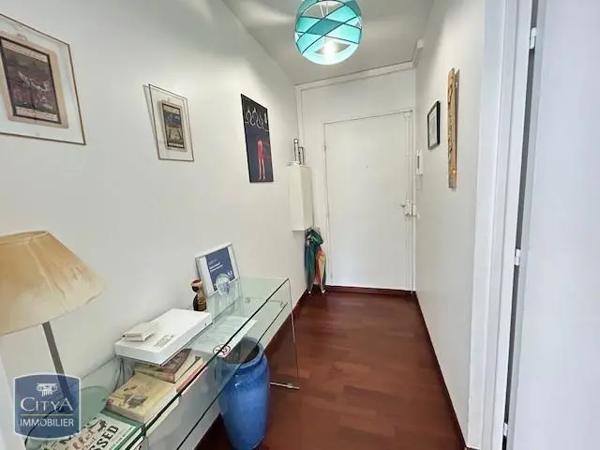 Appartement à louer 3 pièces 56.2m²