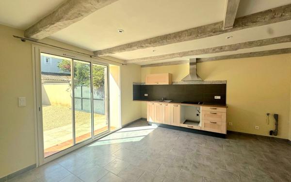 Maison à vendre    3 pièces •  Saint-Martin-de-Crau