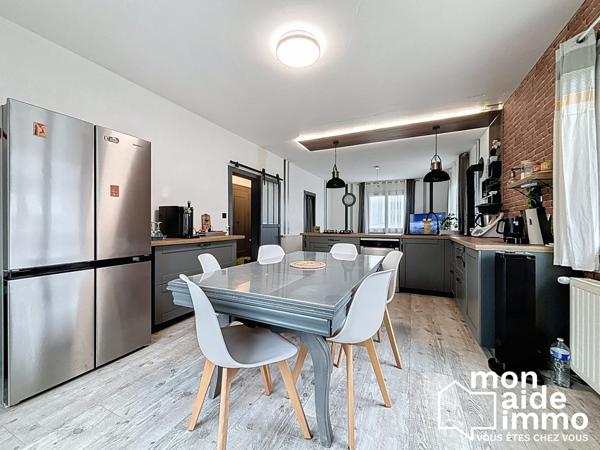 PROCHE CENTRE VILLE , 4 CHAMBRES