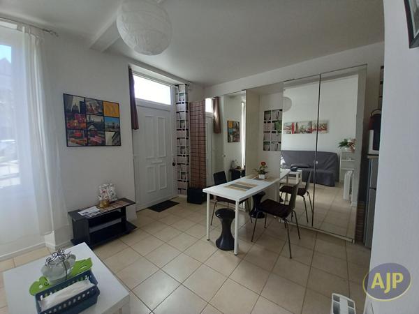 Location appartement Lesparre Medoc : 450 € - AJP Lesparre Immobilier