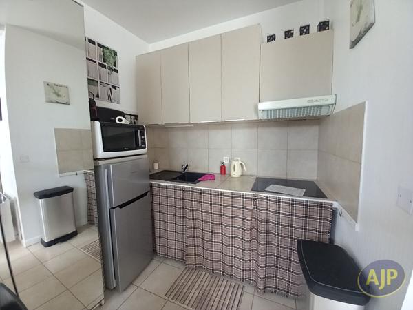 Location appartement Lesparre Medoc : 450 € - AJP Lesparre Immobilier