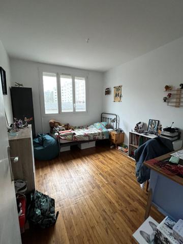 Appartement Nantes 4 pièce(s) 75.3 m2,  
Nantes 44100