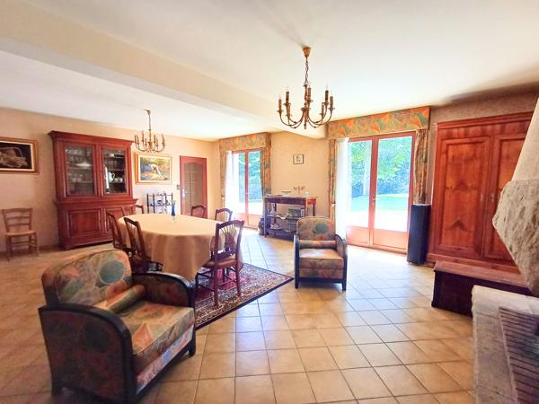 Maison 7 pièces - 250 m² Bien prestige