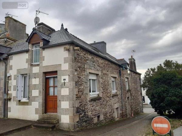 Maison de ville à vendre à Guerlédan dans les Côtes-d'Armor (22530), ref : 063-395 Maison de ville à vendre à Guerlédan dans les Côtes-d'Armor (22530), ref : 063-395